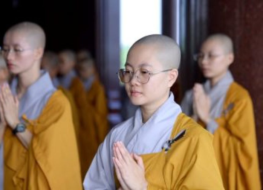 Mùa an cư – dừng lại để thăng hoa đạo nghiệp