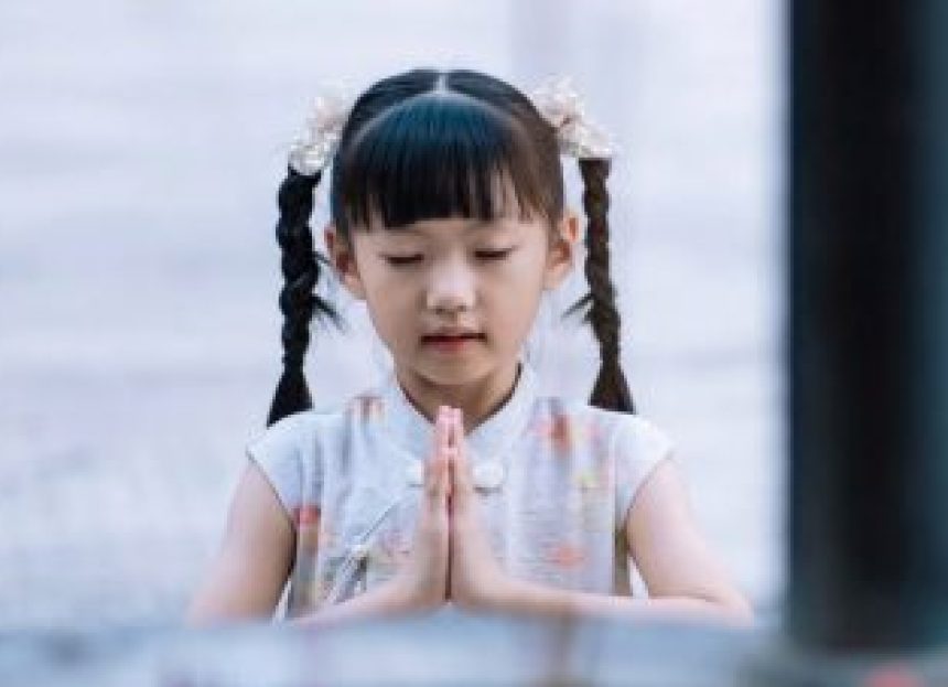 Công đức lạy Phật