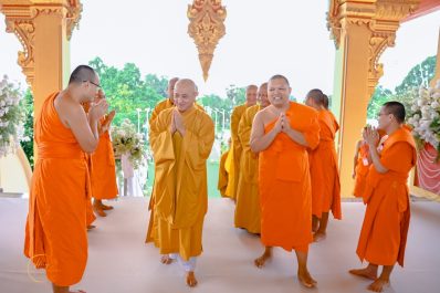 Lãnh đạo GHPGVN kính viếng cố Đại lão Hòa thượng Chủ tịch Trung ương Liên minh Phật giáo Lào