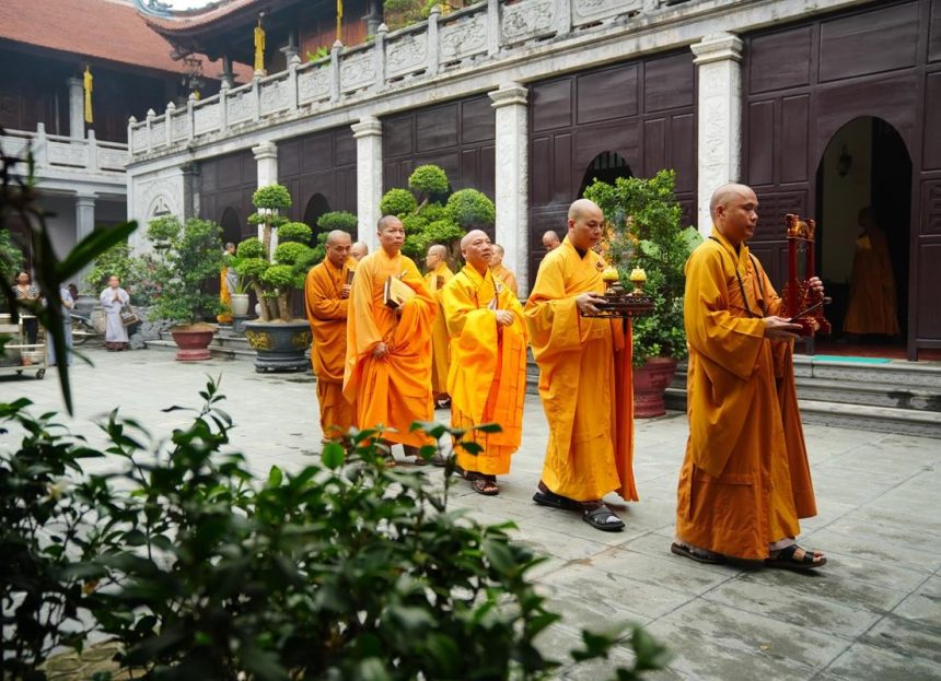 Hà Nội: Trang nghiêm lễ khai pháp khóa An cư kiết hạ Phật lịch 2569 tại Trường hạ Tổ đình Vạn Phúc