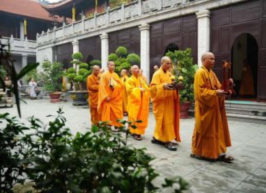 Hà Nội: Trang nghiêm lễ khai pháp khóa An cư kiết hạ Phật lịch 2569 tại Trường hạ Tổ đình Vạn Phúc