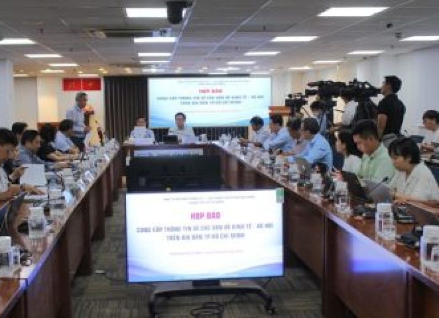 UBND TP.HCM yêu cầu hoàn thiện đề án sắp xếp báo, đài, tạp chí trực thuộc trước 21-7