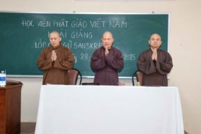 Học viện Phật giáo VN tại TP.HCM bế giảng Lớp Cổ ngữ Sanskrit khóa đầu tiên