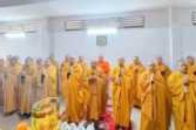Văn phòng 2 Trung ương tưởng niệm tuần chung thất và an vị di ảnh cố Hòa thượng Thích Huệ Trí