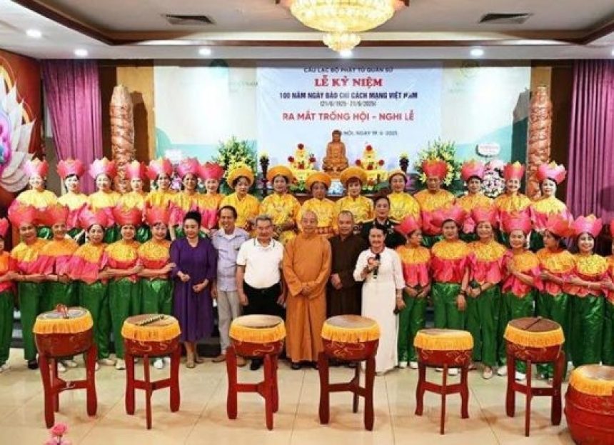 Hà Nội: Kỷ niệm 100 năm Ngày Báo chí Cách mạng Việt Nam và ra mắt Đội Trống hội nghi lễ Phật tử